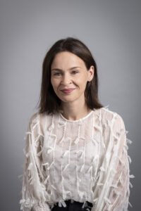 Headshot of Kate Russell